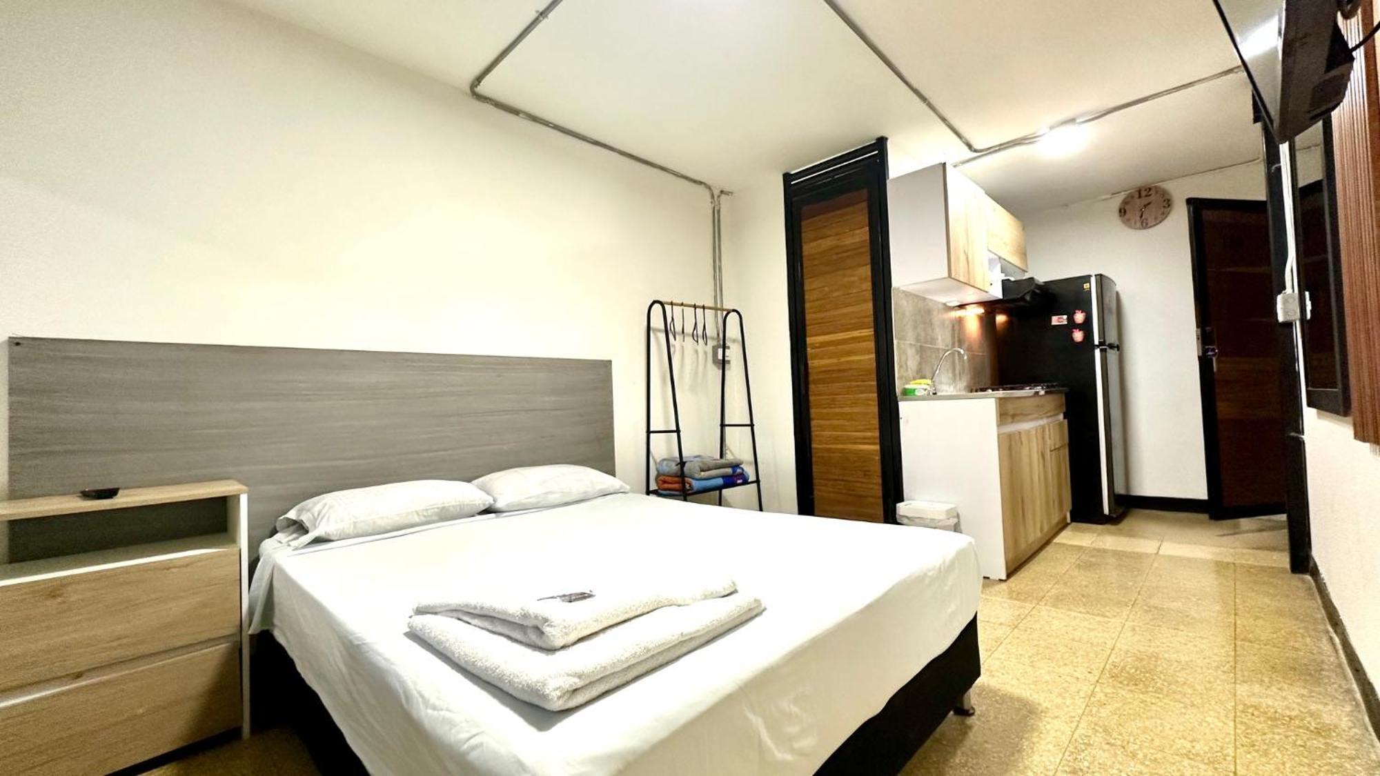 Malibu Loft Hotel เมเดยิน ภายนอก รูปภาพ
