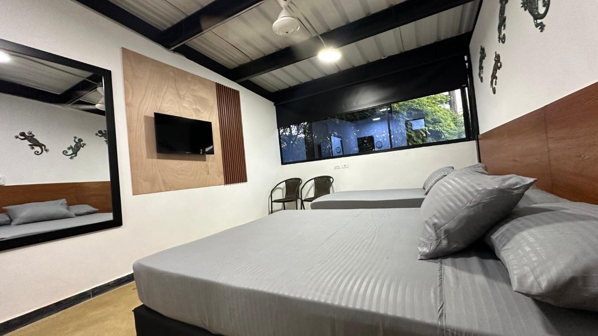 Malibu Loft Hotel เมเดยิน ภายนอก รูปภาพ