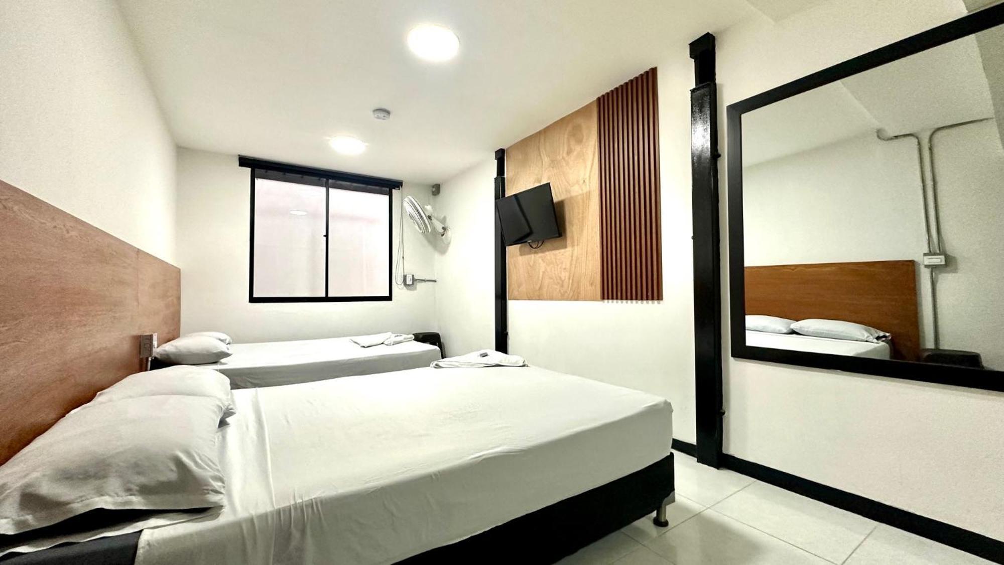 Malibu Loft Hotel เมเดยิน ภายนอก รูปภาพ
